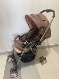 Aprica Karoon Plus 嬰兒手推車