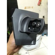 Old Yaris legs can be folded or manually from 2005-2013