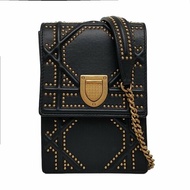 DIOR Diorama黑色牛皮藤格紋鉚釘盾牌包單肩包斜挎包金色五金可拆卸肩帶