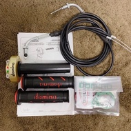 Cùm tăng tốc Domino 2 dây ga kèm bao tay và dây ga