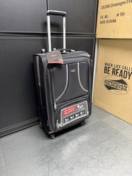 Brand new 25” Olympia Yuma OF-8600 系列 行李箱 全新 正品正貨  特價 🔍清倉 clearance sale ✅💯👍🏼 100%authentic brand ne