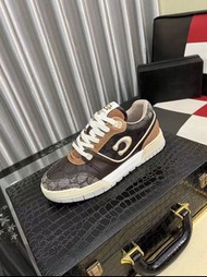 ✨✨✨全新正貨❤COACH蔻馳 Soho 混合經典標誌 圓頭繫帶 低筒 板鞋  波鞋 棕色