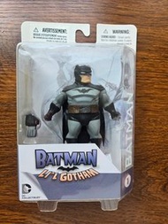 DC Collectibles （ Batman

Lill Gotham）