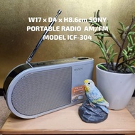W17 x D4 x H8.6cm SONY PORTABLE RADIO  AM/FM MODEL ICF-304