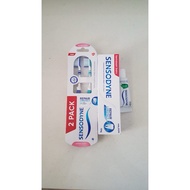Sensodyne repair protect brush, contents 2 + repair protect toothpaste 100 grams