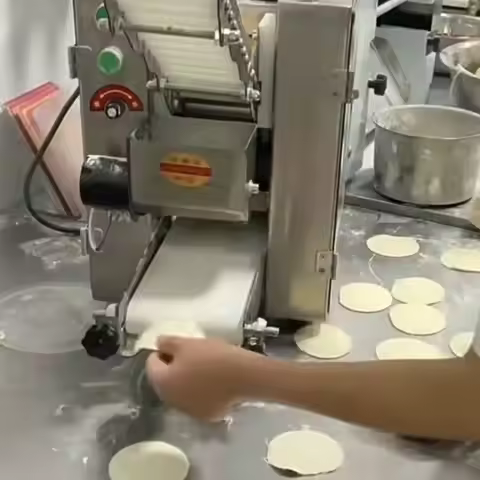 Commercial Dumpling Wrapper Maker Electric Automatic Wonton Wrappers Machine Dumpling Skin Noodle Pa