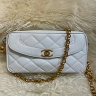 Chanel Vintage 白色牛皮金球拉鍊相機包