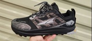 Altra戶外越野運動鞋