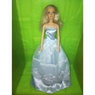 preloved barbie doll .....