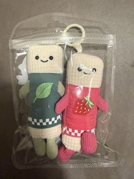 嘉頓扭蛋威化餅掛飾一對