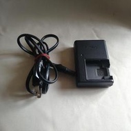 SONY BC-CSD充電器，功能正常