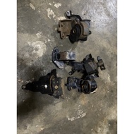 AE101/AE111 4AFE 4AGE 20V ENGINE MOUNTING HALFCUT