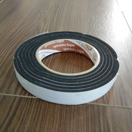 Single tape hitam uk24mm x 2 meter tebal 10mm