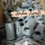 Threaded Socket in PVC Water Pipe SDD Fitting 1/ 2" x 3/ 4"