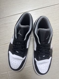 Nike Air Jordan 1 Low shadow