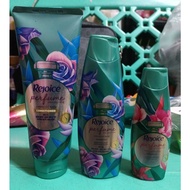 ✑  ✘ Rejoice Perfume Collection Shampoo and Conditioner, Market Return