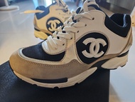 Chanel 運動鞋