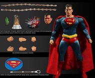 Mezco DC 超人 Superman
