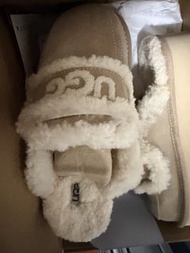 UGG 厚底毛毛拖鞋