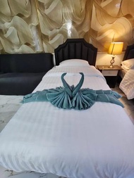 Comfortsuite Night Bazaar