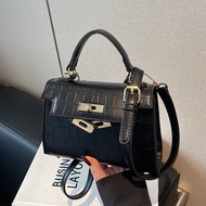 Túi Đeo Chéo Thời Trang Kelly Handbag Cho Nữ Túi Đeo Vai Nhỏ Mềm Mại Túi Đeo Chéo Thường Ngày Túi Đe