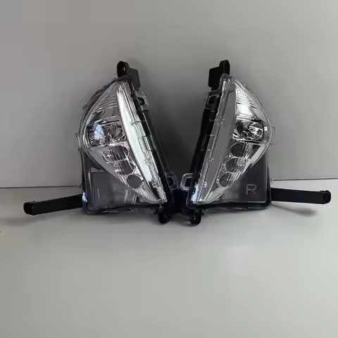Car Fog Lamp Bar Lights For Toyota Prius 81210-47020 81220-47020 ZvW50 ZVW50L ZVW51 ZVW51LZVW55 2015
