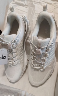 100% new 全新 原裝ALO Trail Waterproof 防水 行山跑鞋 白色防水 US 10 Eur  44 Japan 24cm 市場少有not Adidas, Nike, new b