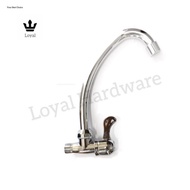Bathroom sink faucet/Wall Mounted Sink tap