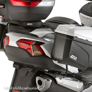 GIVI PL3104 Side Rack for Suzuki Burgman 650/ Executive - อุปกรณ์ติดตั้งกล่องข้าง