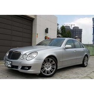 2007年 BENZ E280 3.0(新車價283萬)(僅跑八萬五) 自然進氣, V型6缸, DOHC雙凸輪軸, 24氣門