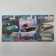 MERAH HotWheels Porsche Cayman 718 GT4 Red - Porsche 911 GT3 RS Yellow - Ford Mustang Shelby biru / 