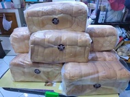 ขนมปังกะโหลกไซส์กลาง แถวมี12แผ่นรวมหัวท้าย หนา2.3cm. สั่งขั้นต่ำ 2แถว