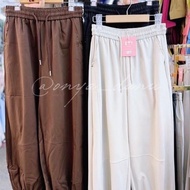CK1011 Ety Pleated Pants