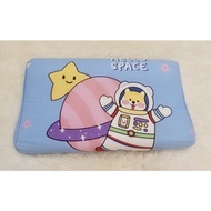 Young latex pillow with cotton cover for children
