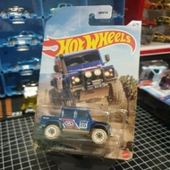 Hotwheels Land Rover Defender