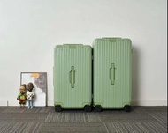 Rimowa Essential Trunk Plus 33吋 行李箱