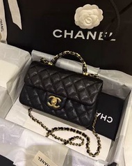 全新Chanel 25B cf 小號 logo手柄 黑金 手提 斜挎 單肩 荔枝牛皮 黑金 AS5701-B21431-94305