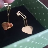 Pawnable 18k Saudi Gold Chain Earring Heart