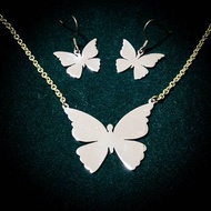 Set of butterfly necklace and earring