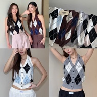 memade. Knitted Sweater Halter Neck Style Plaid argyle top