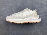 全新🌸Nike x Sacai Vaporwaffle Sail 米白配色 舒適百搭休閒鞋