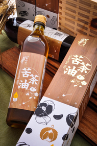 W021-1 嘉義東石余順豐-罐裝苦茶油(550ml)
