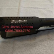 Tanita Ion hair straightener smoothing hair straightener