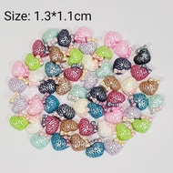 R230 - Resin Love 1.3*1.1cm