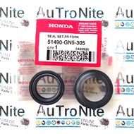 Oil Package 26x37x10.5 Dust Seal Front Set Fork Shock Axle 51490-GN5-305 Original Honda Grand Prima 