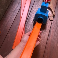 Hot wheels track