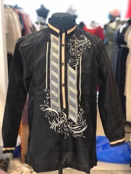 Black barong tagalog (black barong with lining, modern barong)