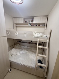 兒童碌架床連儲物櫃