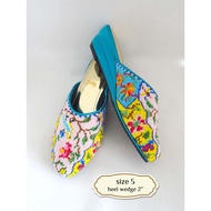 Size 5/ Eur 35/ 23cm: Peranakan Nyonya Beaded Slippers (Kasut Manek)
