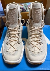 全新Hoka Tor Ultra Hi Goretex EGGM高筒US10/EU44